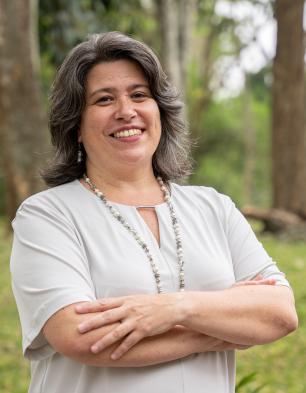 Dr. Ana